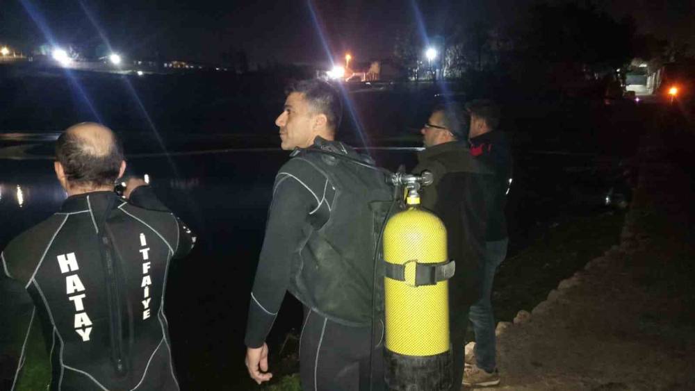 G&ouml;lette aranan &ccedil;ocuk sağlıklı şekilde bulunarak ailesine teslim edildi
