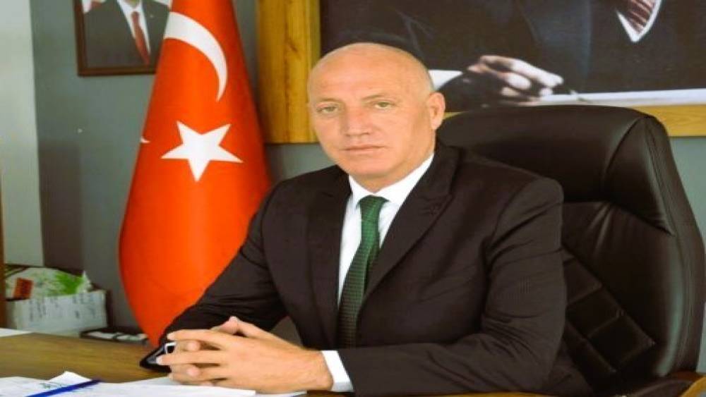 Başkan Kumral; "Daha g&uuml;&ccedil;l&uuml; bir toplum ancak emeğe verilen değerle m&uuml;mk&uuml;nd&uuml;r"
