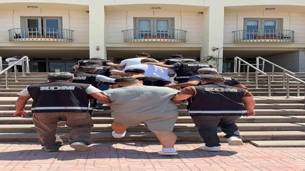Bodrum&rsquo;da su&ccedil; &ouml;rg&uuml;t&uuml; operasyonu: 5 g&ouml;zaltı
