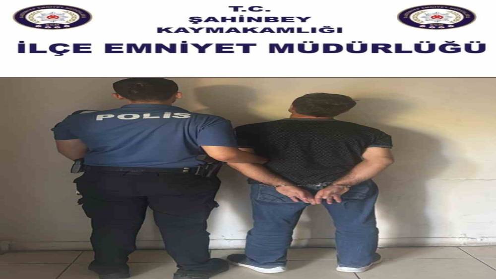 Hırsızlık su&ccedil;undan kesinleşmiş cezayla aranan şahıs yakalandı
