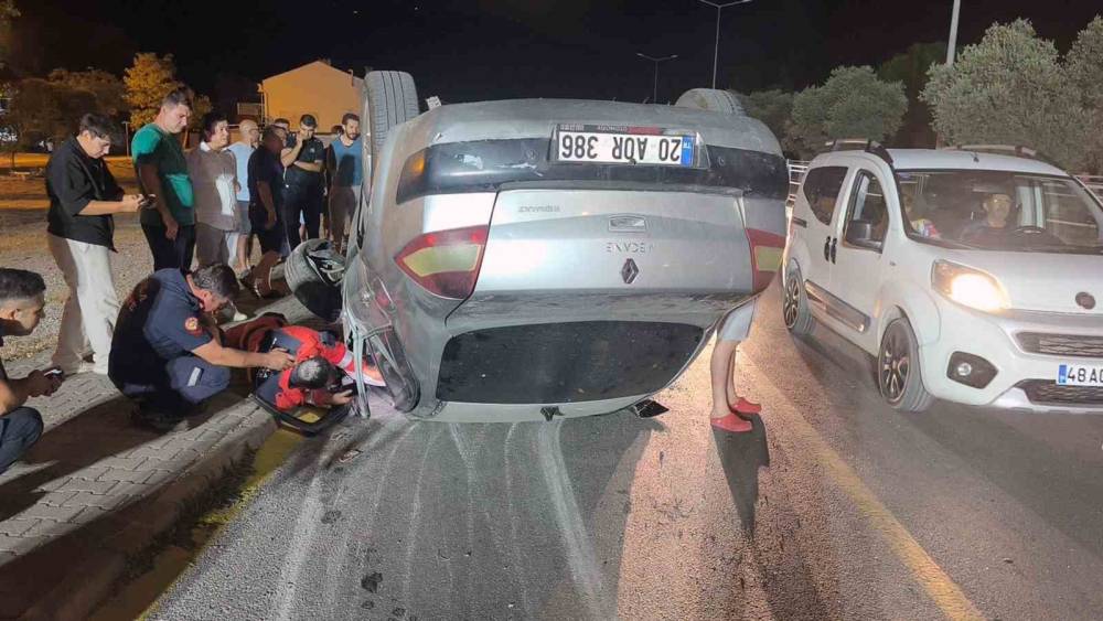 Ters şeride giren ara&ccedil; takla attı
