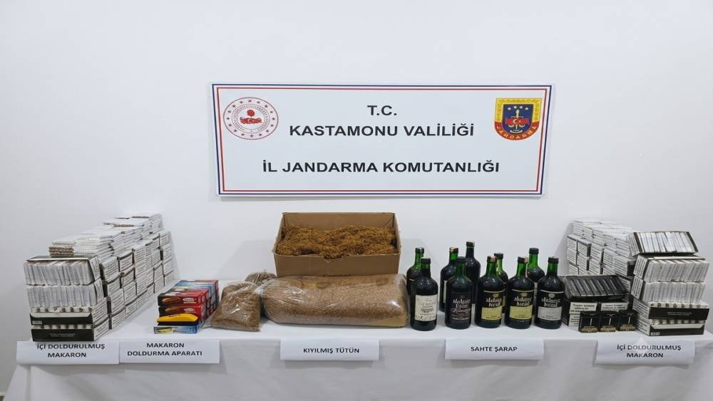 Kastamonu&rsquo;da 10 litre sahte i&ccedil;ki ele ge&ccedil;irildi
