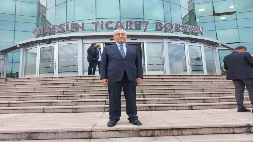 Giresun Ticaret Borsası&rsquo;nda Hamza B&ouml;l&uuml;k yeniden se&ccedil;ildi
