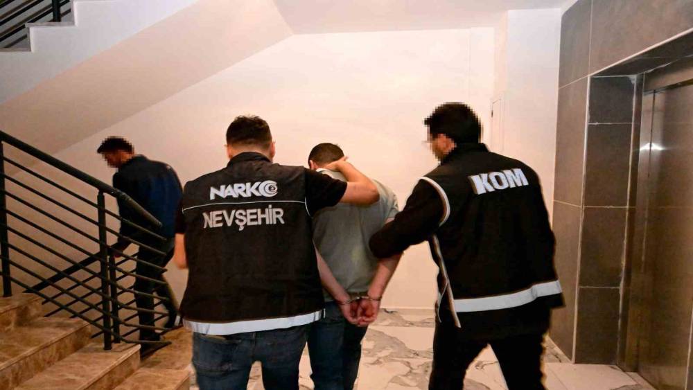 Nevşehir&rsquo;de dijital uyuşturucu ağı &ccedil;&ouml;kertildi: 18 ş&uuml;pheli tutuklandı
