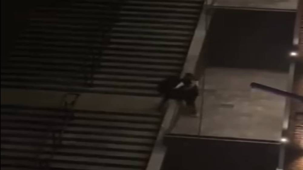 &Ccedil;ankırı&rsquo;da iki grup arasındaki kavga kamerada
