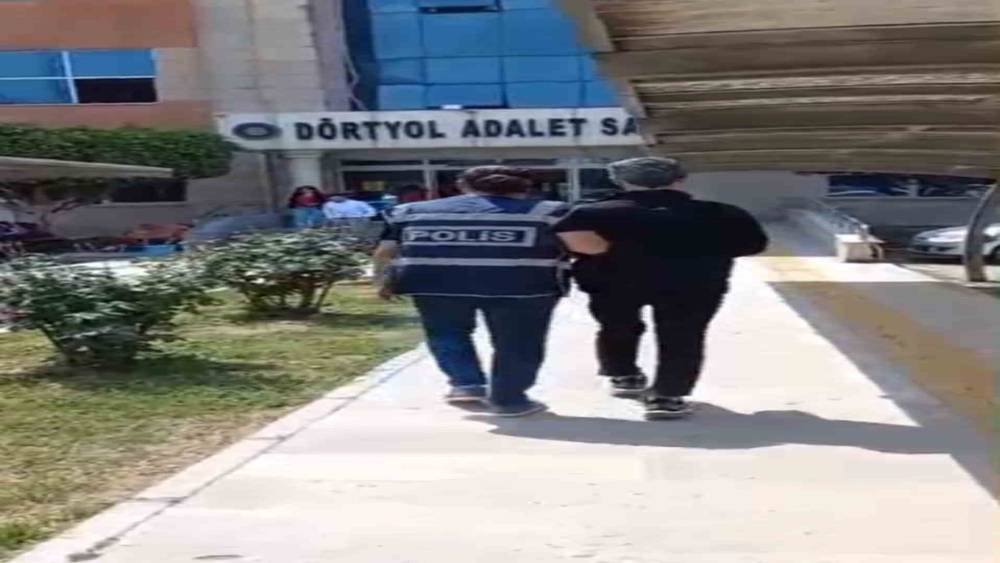 D&ouml;rtyol&rsquo;da 12 yıl 10 ay hapis cezasıyla aranan şahıs  yakalandı
