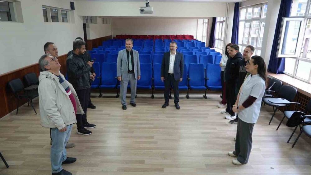 KB&Uuml; Rekt&ouml;r&uuml; Kırışık, Tıp Fak&uuml;ltesi&rsquo;ndeki &ccedil;alışmaları yerinde inceledi
