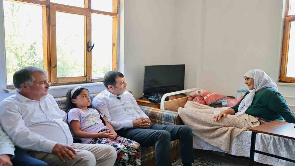 Başkan &Ccedil;avuşoğlu ve Başkan P&uuml;t&uuml;n Beyağa&ccedil;lı vatandaşlar ile bir araya geldi

