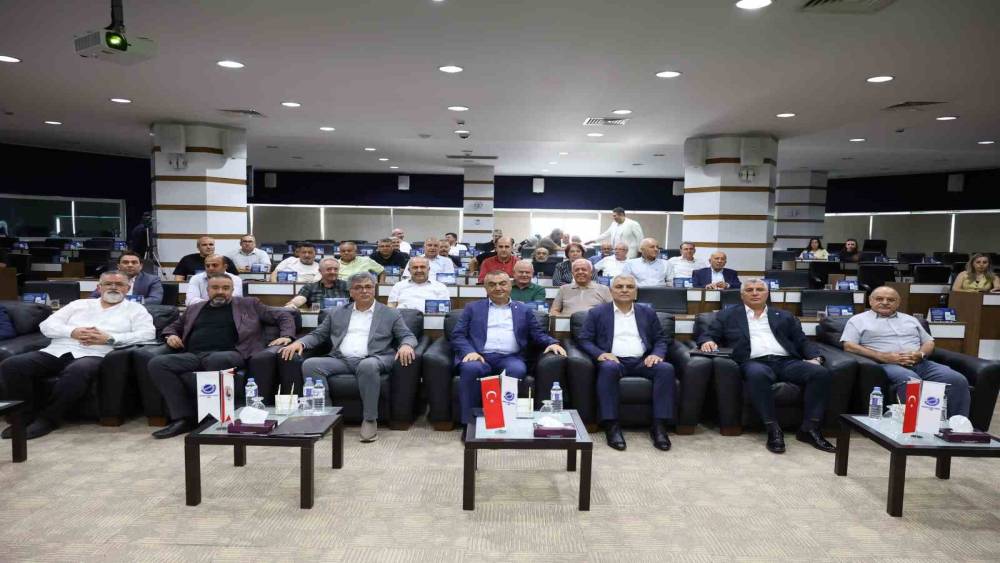 Başkan B&uuml;y&uuml;ksimitci: "Sanayicimizin en b&uuml;y&uuml;k sorunu finansmana erişimdir"
