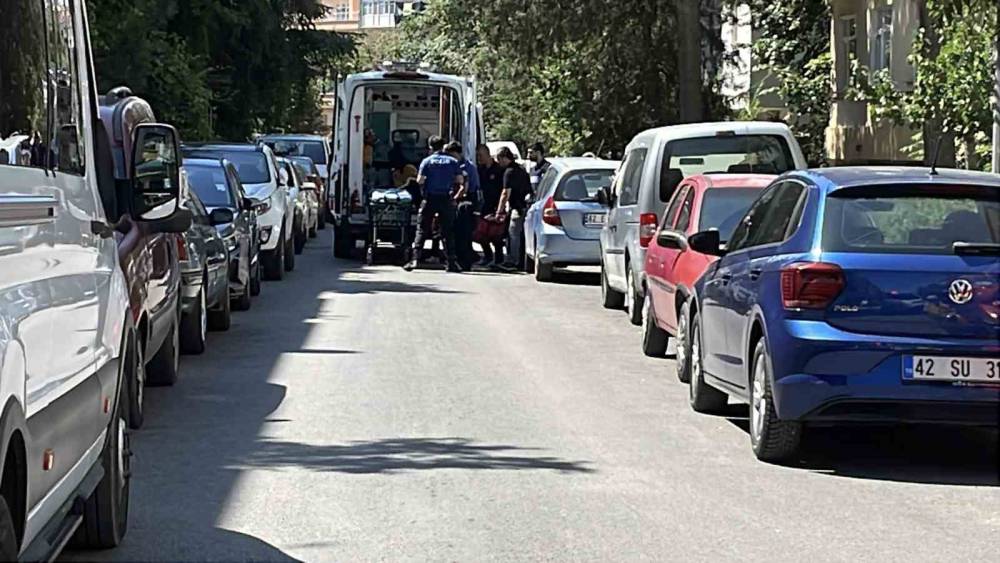 Aidat tartışması kanlı bitti, y&ouml;netici bı&ccedil;aklandı
