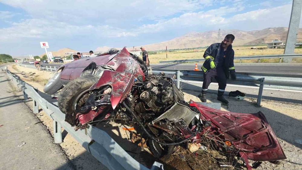 Van&rsquo;da trafik kazası: 4 yaralı
