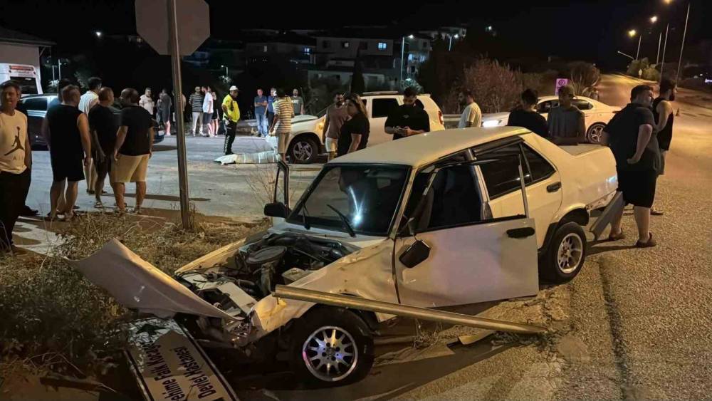 S&ouml;ke&rsquo;de trafik kazası: 2 yaralı
