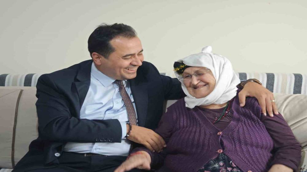 Menteşe&rsquo;de asırlık &ccedil;ınarlara anlamlı ziyaret
