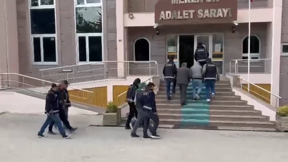 Amasya&rsquo;da av bayileri operasyonu: 58 bin 372 fişek, silah ve t&uuml;fek ele ge&ccedil;irildi
