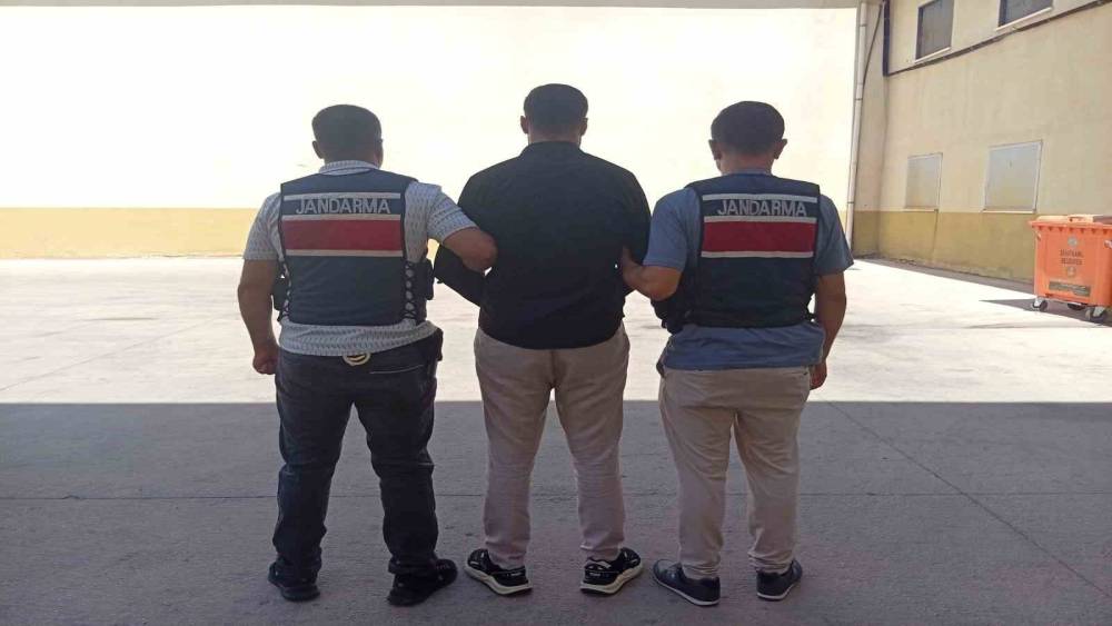 Kesinleşmiş 14 yıl cezayla aranan şahıs yakalandı
