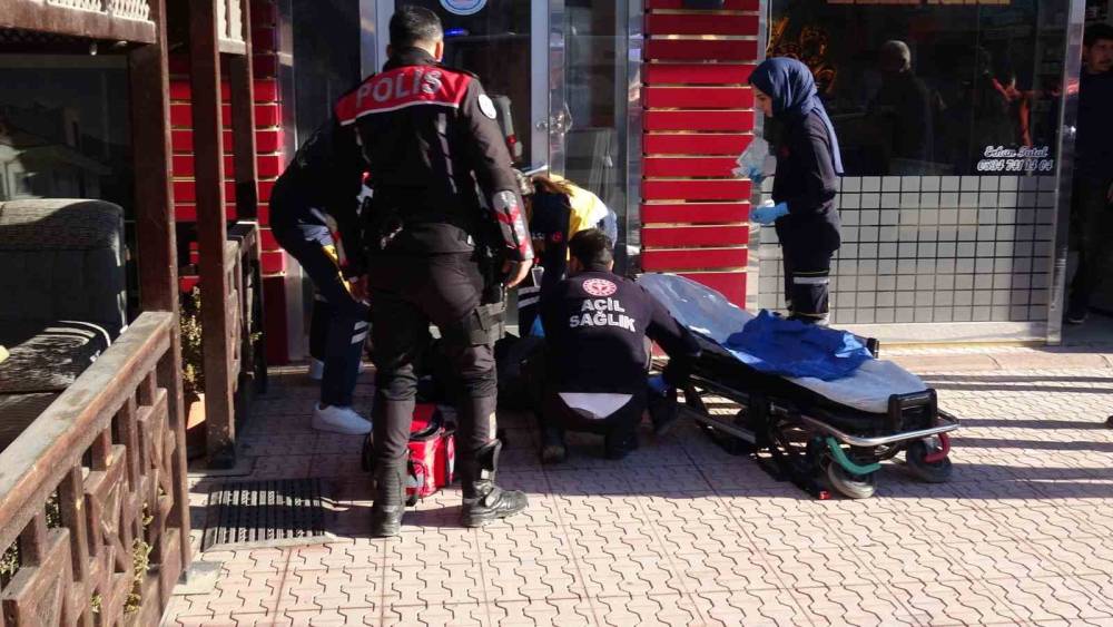 Malatya’da husumetlilerin tartışması kanlı bitti: 1 yaralı
