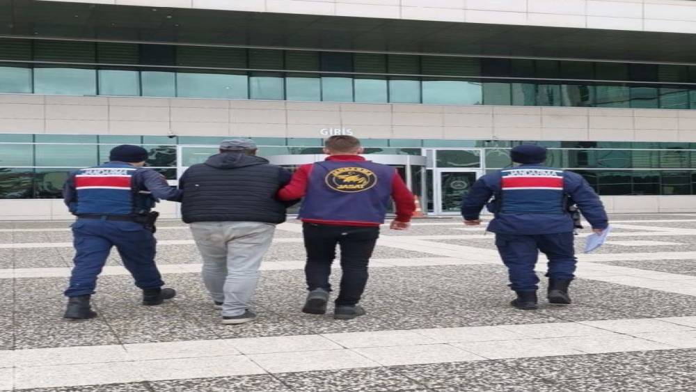 Bolu&rsquo;da hırsızlık ş&uuml;phelisi JASAT tarafından yakalandı
