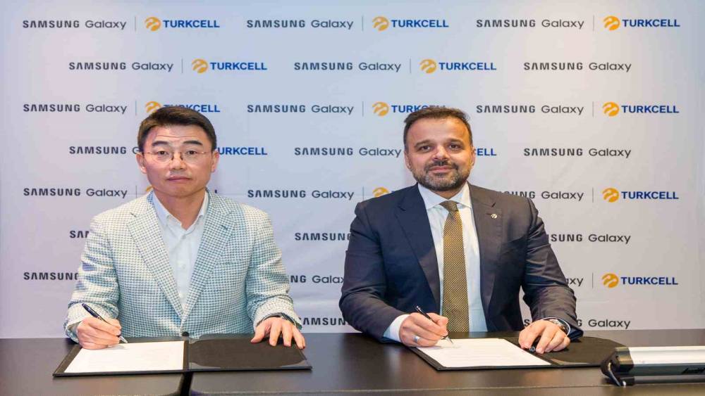 Turkcell ve Samsung&rsquo;dan 5G ortaklığında 650 bin cihazlık yeni anlaşma
