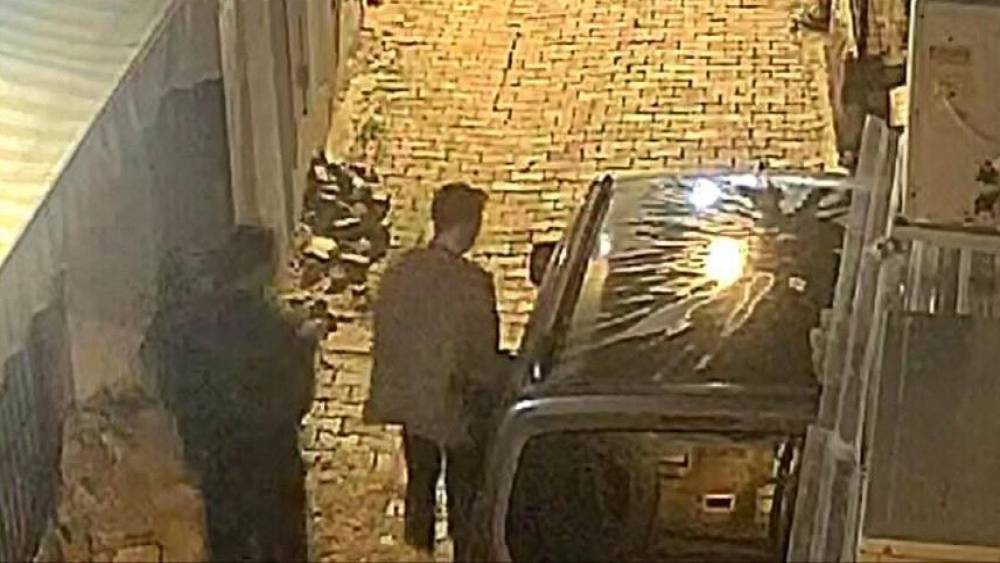 Ara&ccedil;lara dadanan hırsızlar, 35 kamera incelenerek yakalandı
