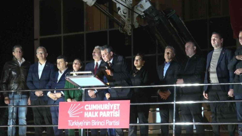 CHP Genel Başkanı &Ouml;zel: "Mustafa Bozbey yargı &ouml;n&uuml;nde yargılansın, televizyondan canlı yayınlansın kararı millet versin Bursa versin"
