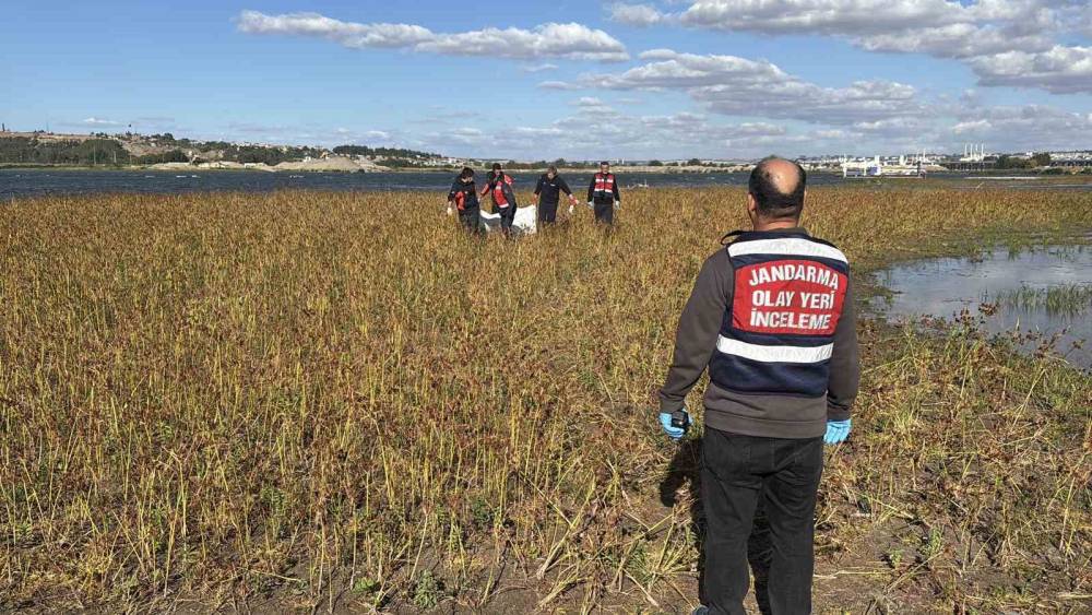 Meri&ccedil; Nehri&rsquo;nde erkek cesedi bulundu
