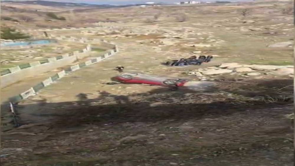 Şırnak&rsquo;ta kontrolden &ccedil;ıkan otomobil şarampole u&ccedil;tu: 1 yaralı
