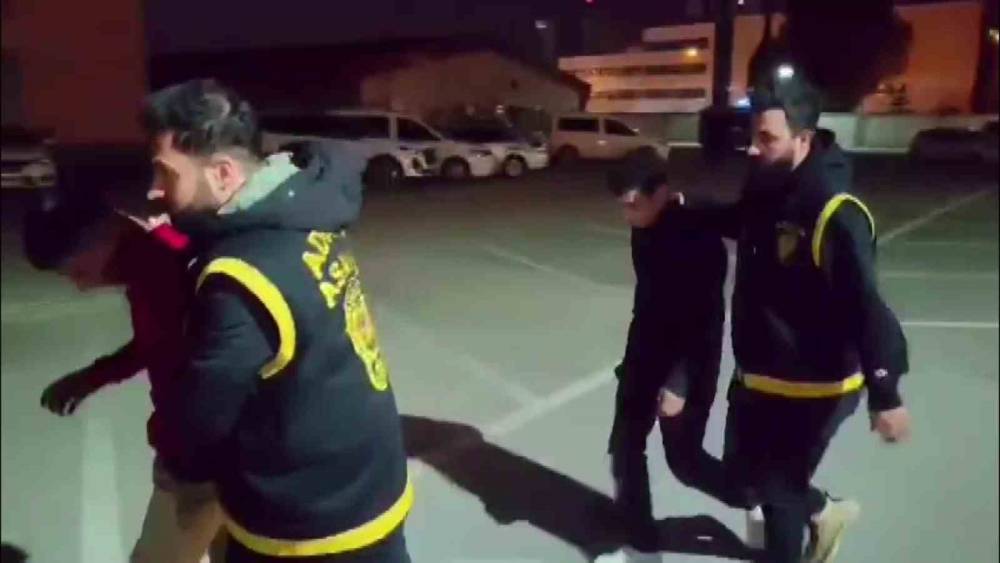 PVC ustasını 15 yaşında tetik&ccedil;i &ouml;ld&uuml;rm&uuml;ş
