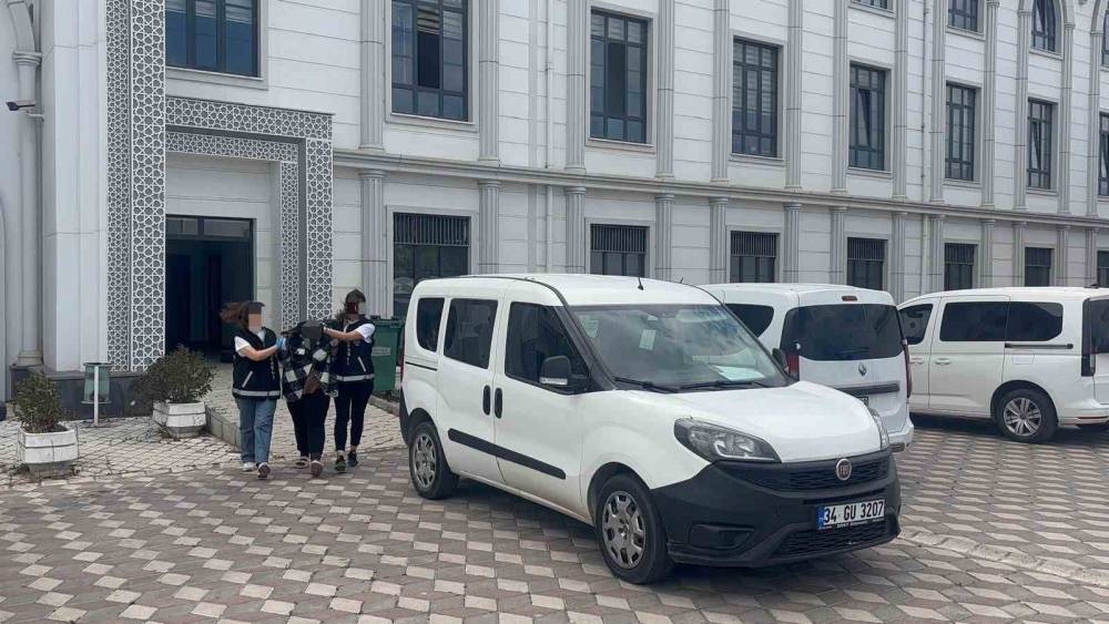 Kocasını &ouml;ld&uuml;ren kadından t&uuml;yler &uuml;rperten savunma
