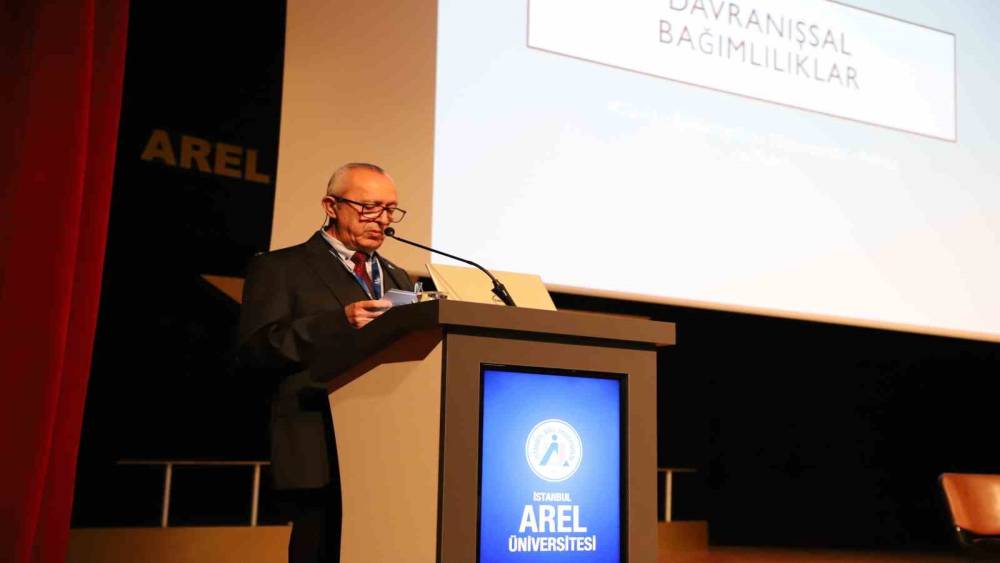 Kumar bağımlılığı &lsquo;teknoloji pandemisi&rsquo;ne d&ouml;n&uuml;şt&uuml;
