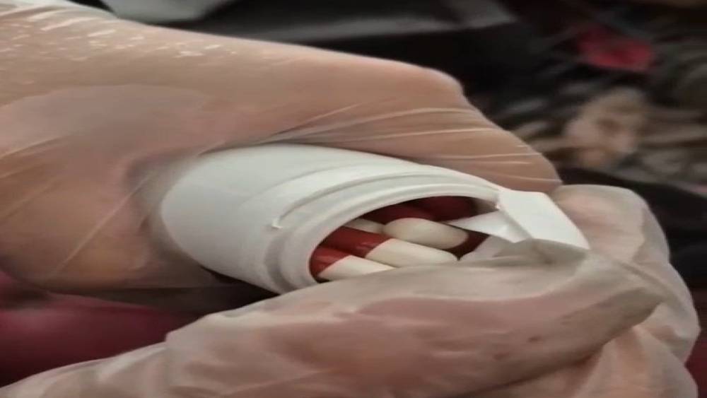 Evinde 2 bin 200 ade&ccedil; sentetik hap ele ge&ccedil;irilen şahıs tutuklandı
