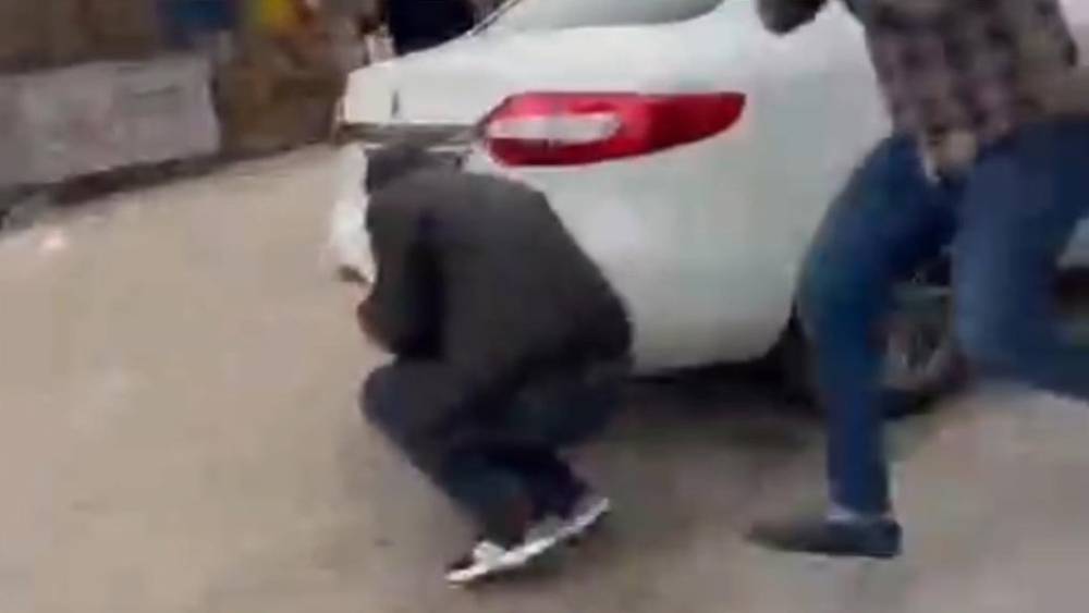 Şampiyonluk kutlamaları kursaklarında kaldı, havai fişeklerden b&ouml;yle ka&ccedil;tılar
