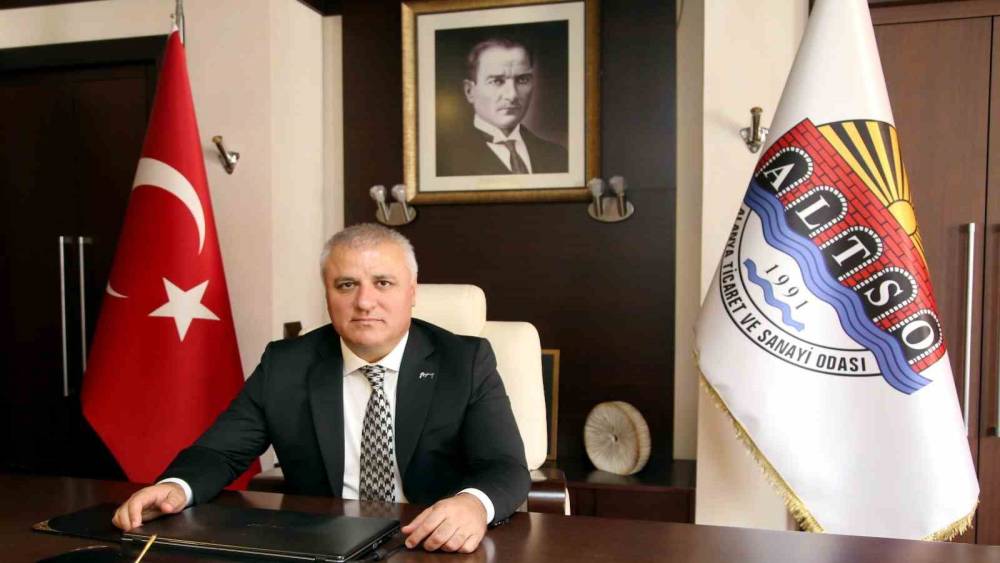 ALTSO Başkanı Erdem: "İkamet kısıtlamalarının kaldırılması Alanya ekonomisine g&uuml;&ccedil; katacak"
