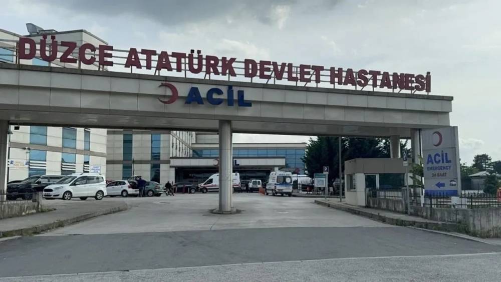 Otomobil kamyona arkadan &ccedil;arptı: 1 yaralı
