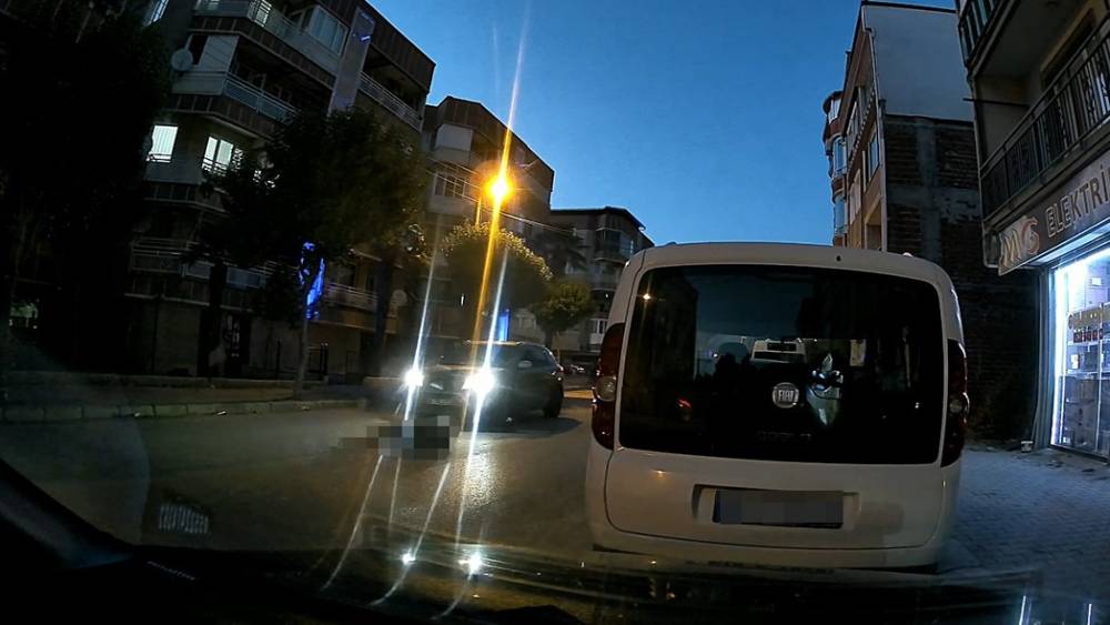 Otomobilin &ccedil;arptığı 72 yaşındaki kadın hayatını kaybetti

