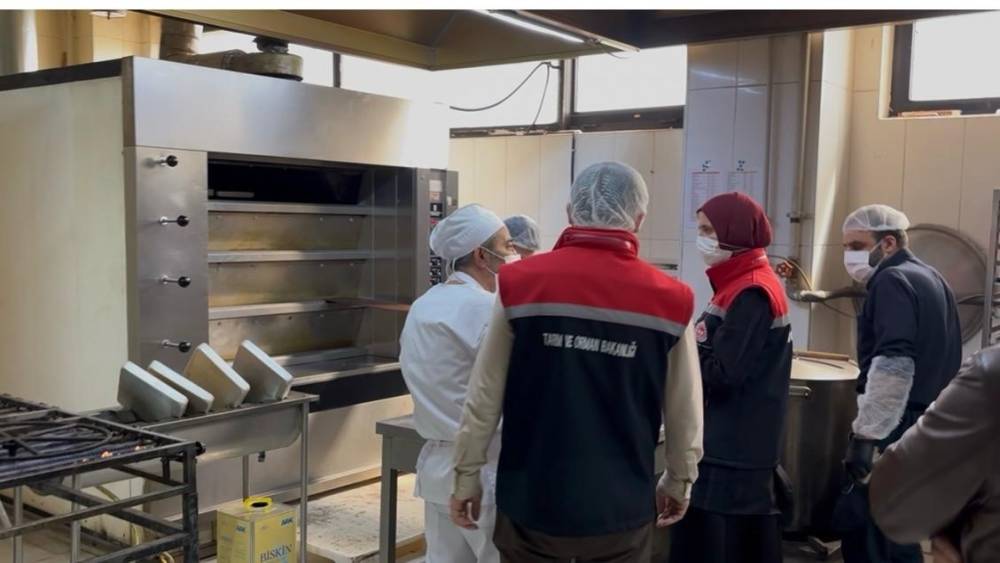 Erzurum&rsquo;da gıda denetimleri hız kesmiyor: 1 haftada 120 işletme mercek altına alındı
