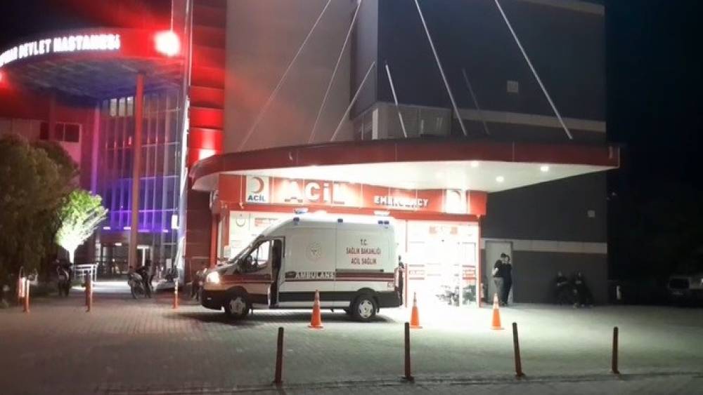 Konya&rsquo;da otomobille &ccedil;arpışan motosikletteki 2 kişi yaralandı
