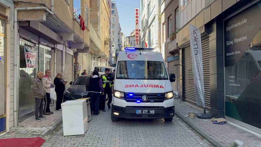Samsun&rsquo;da sokak ortasında silahlı saldırı: 1 yaralı
