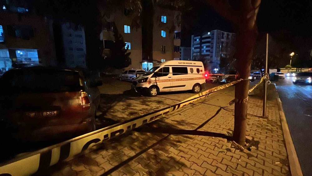 Kahramanmaraş&rsquo;ta halı yıkamacıda bı&ccedil;aklı kavga: 2 yaralı
