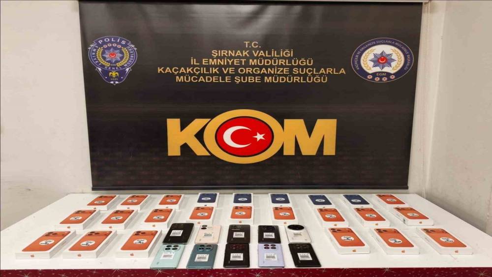 Şırnak&rsquo;ta narkotik ve ka&ccedil;ak&ccedil;ılık operasyonu: 3 tutuklama
