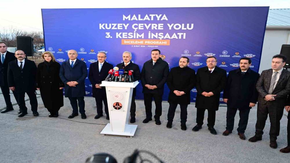Ulaştırma ve Altyapı Bakanı Uraloğlu, Malatya Kuzey &Ccedil;evre Yolu şantiyesinde inceleme yaptı
