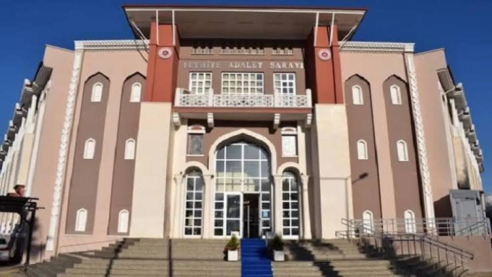 20 yıl sonra ortaya &ccedil;ıkan cinayet davasında sanık ilk kez hakim karşısında
