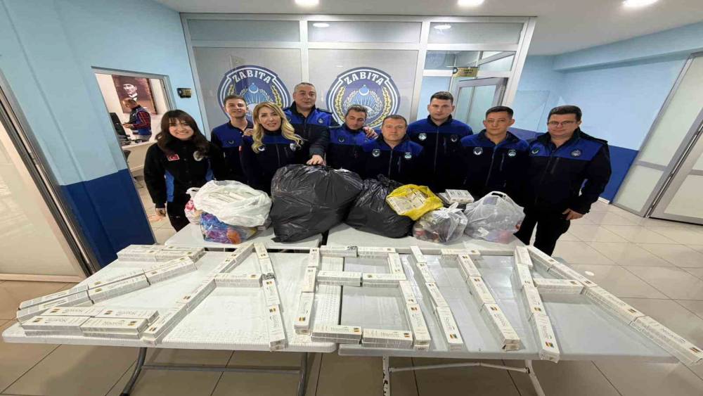 Zabıta ekipleri g&uuml;zellik salonlarına yaptığı denetimde son kullanma tarihi ge&ccedil;en bin 500 &uuml;r&uuml;ne el koydu
