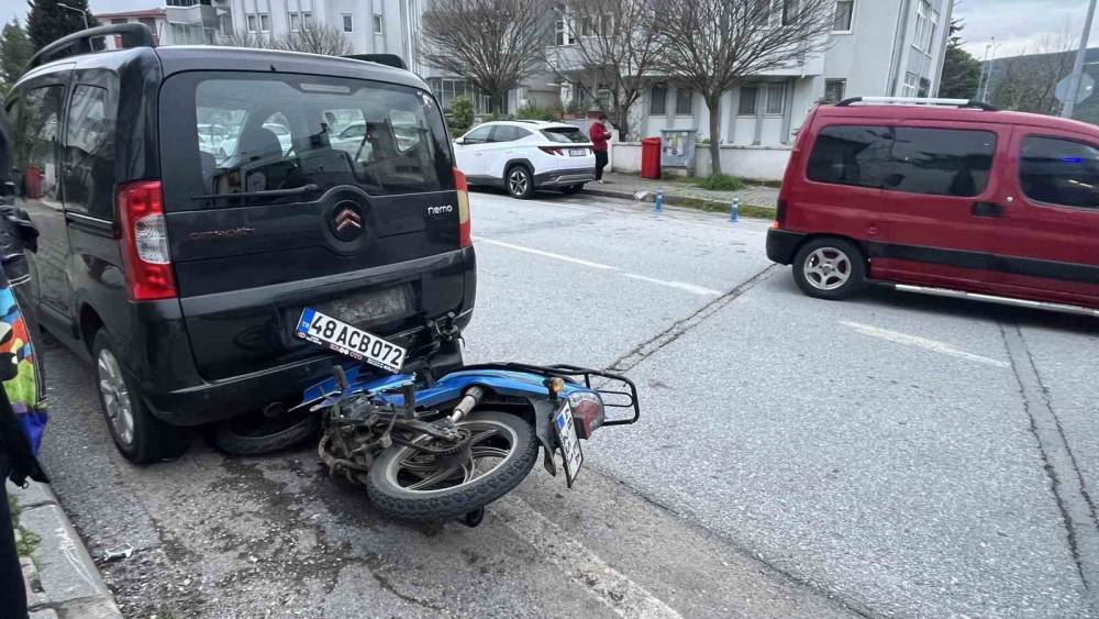 &Ccedil;arpmamak i&ccedil;in ka&ccedil;tı, başka araca &ccedil;arptıı
