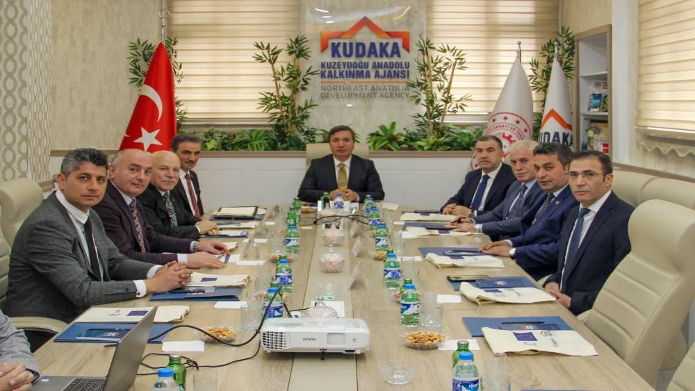 Erzincan, Erzurum ve Bayburt i&ccedil;in ortak kalkınma hamlesi
