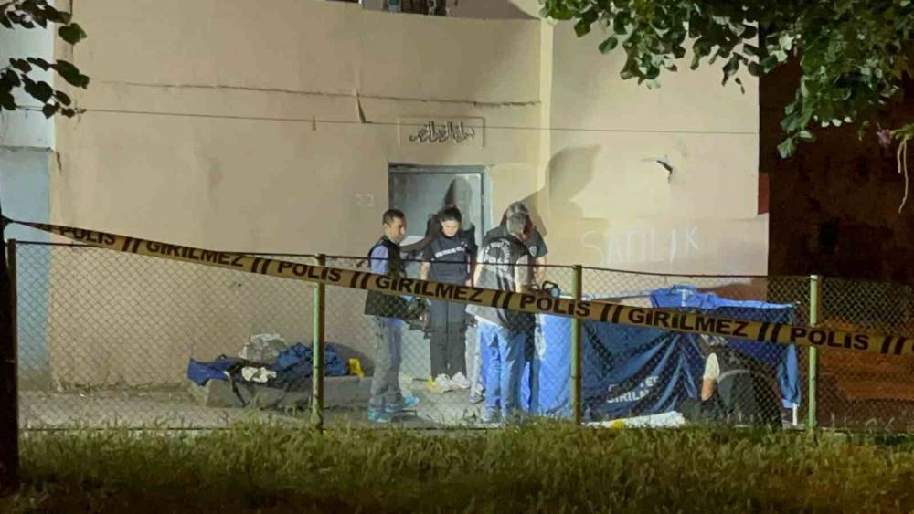 Bursa&rsquo;da sokak ortasında tartışma kanlı bitti: Karı-Koca hayatını kaybetti
