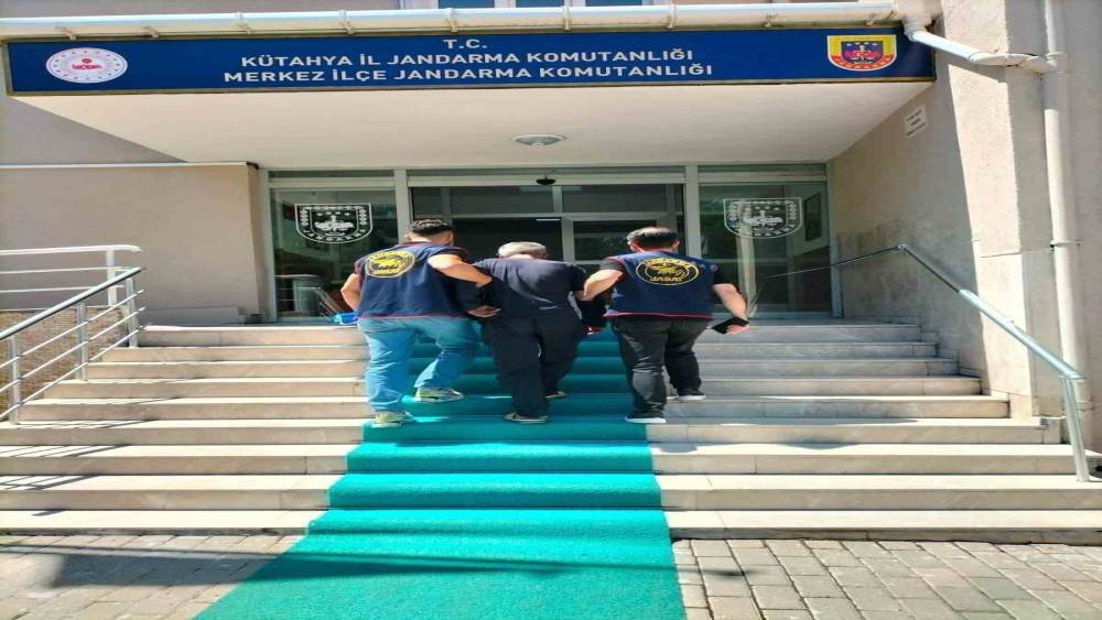 K&uuml;tahya&rsquo;da Temmuz ayında aranan 63 şahıs yakalandı

