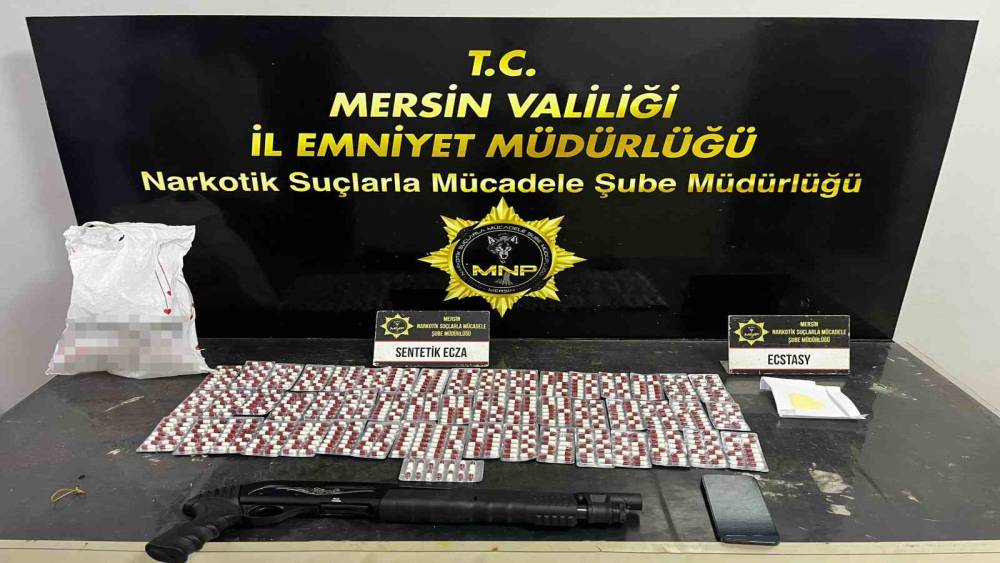 Mersin&rsquo;de uyuşturucu operasyonu: 2 tutuklama
