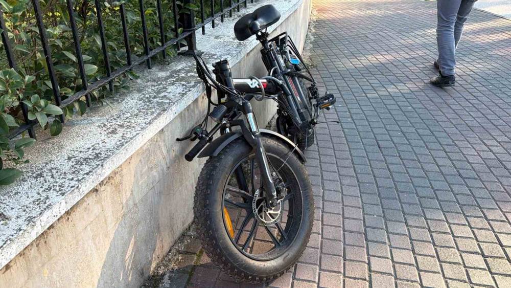 Bolu&rsquo;da elektrikli bisiklet ile cip &ccedil;arpıştı: 14 yaşındaki &ccedil;ocuk yaralandı
