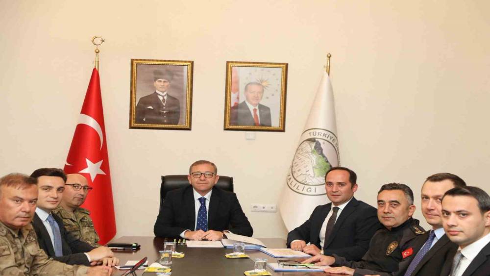 Kars’ta İl Güvenlik ve Asayiş toplantısı
