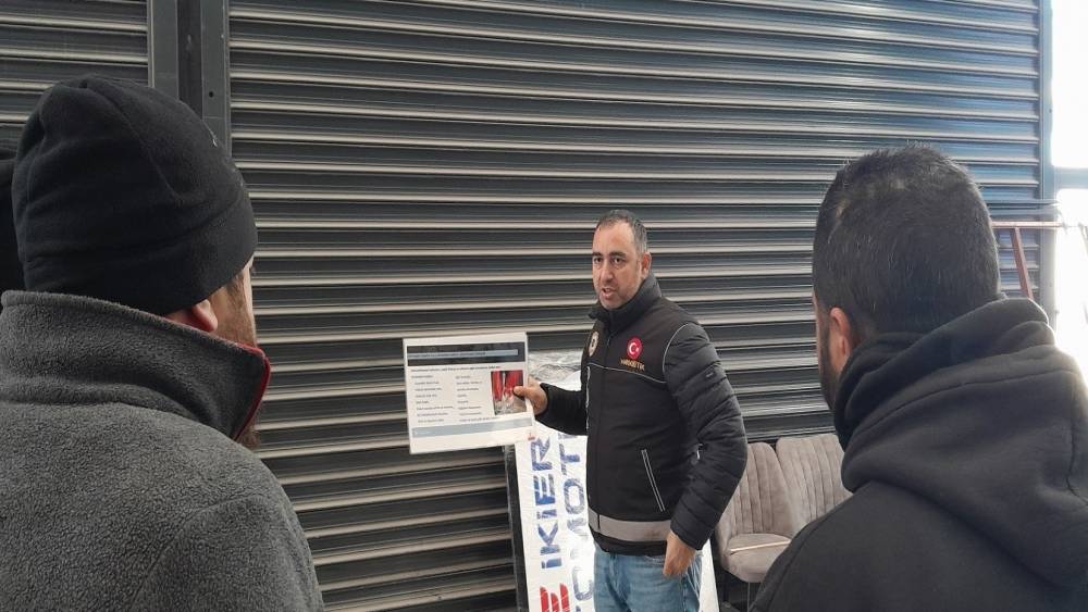 Narkotik ekiplerinden &ouml;nleyici bilgilendirme &ccedil;alışması
